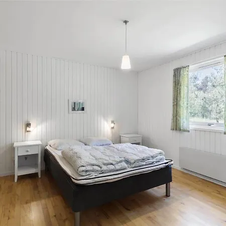 Feriehus 1458-aakirkeby-fyrreskoven-38 *